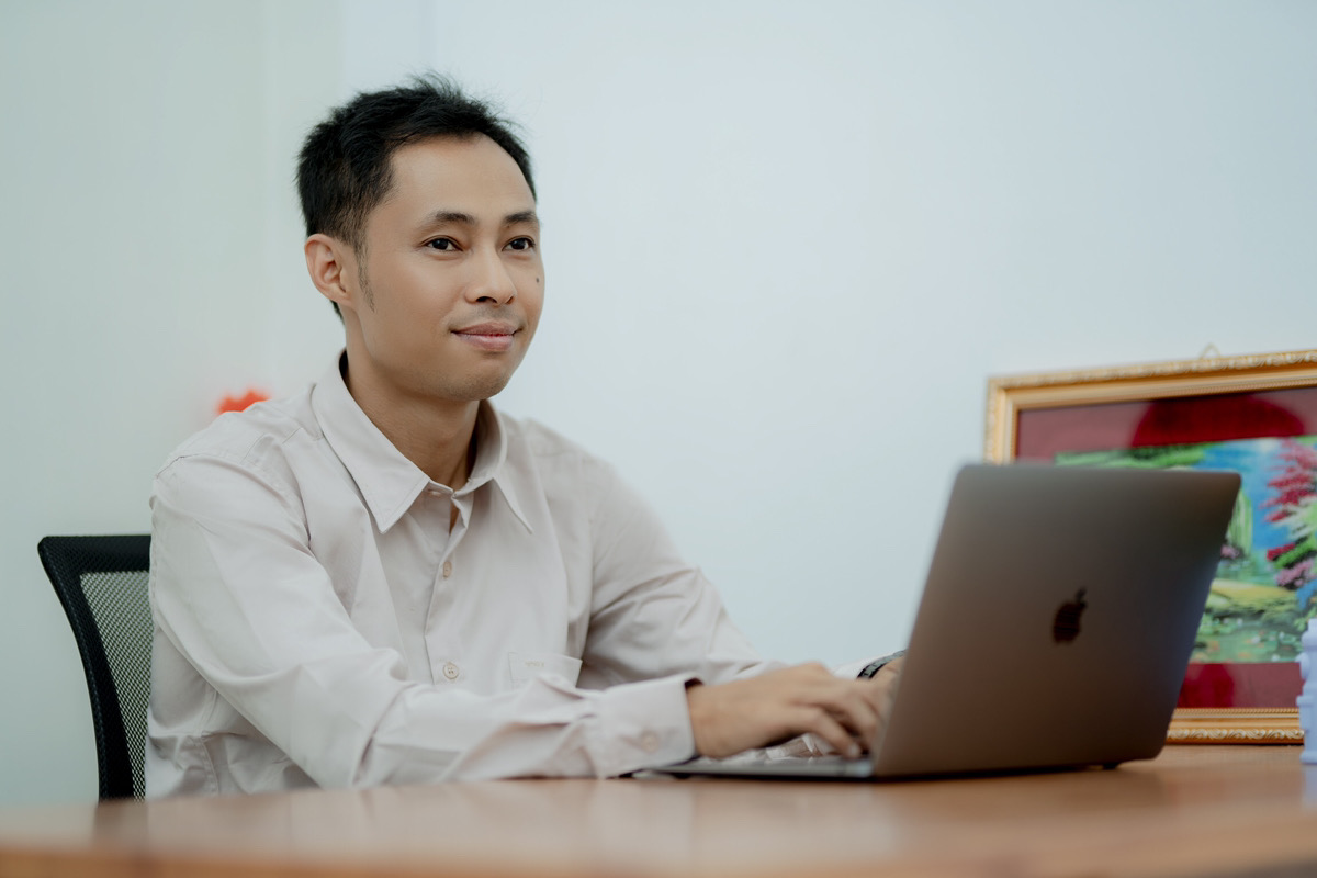 ceo image